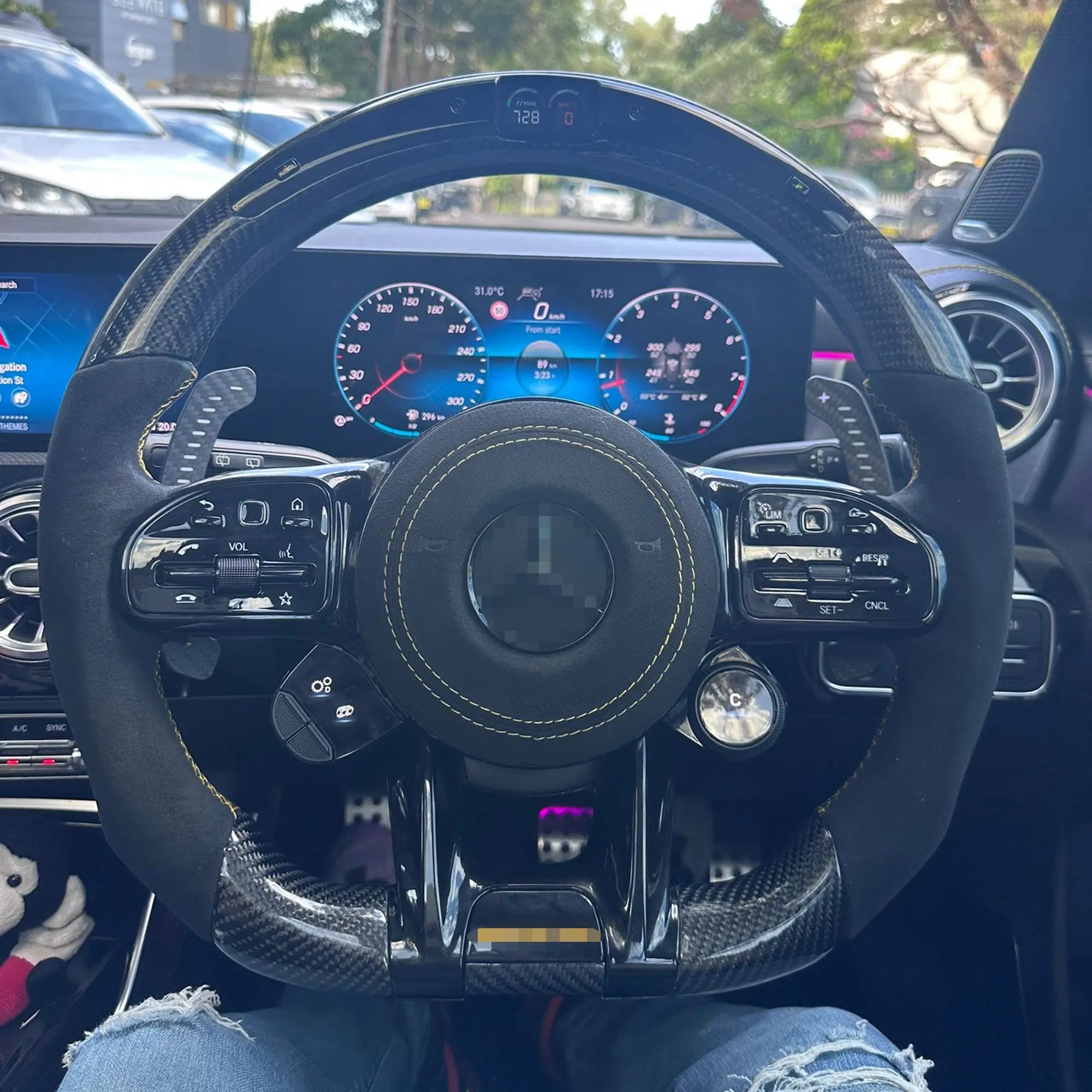 Mercedes Benz