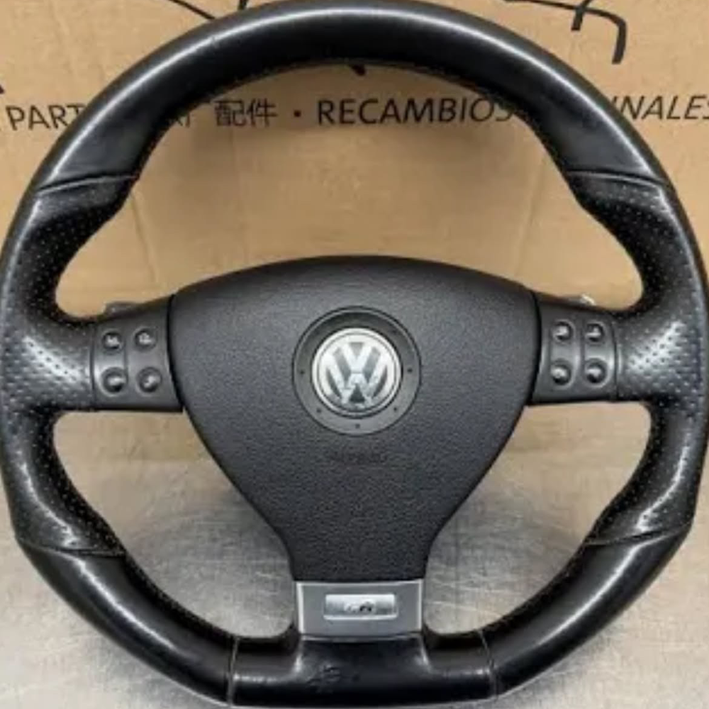 (balance) Custom steering wheel for 2007 vw Golf mk5 R32