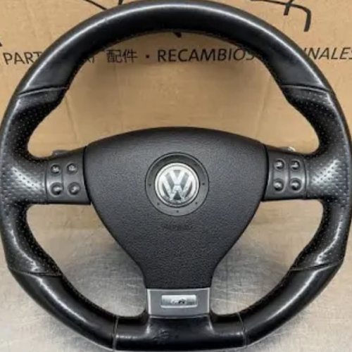 (balance) Custom steering wheel for 2007 vw Golf mk5 R32