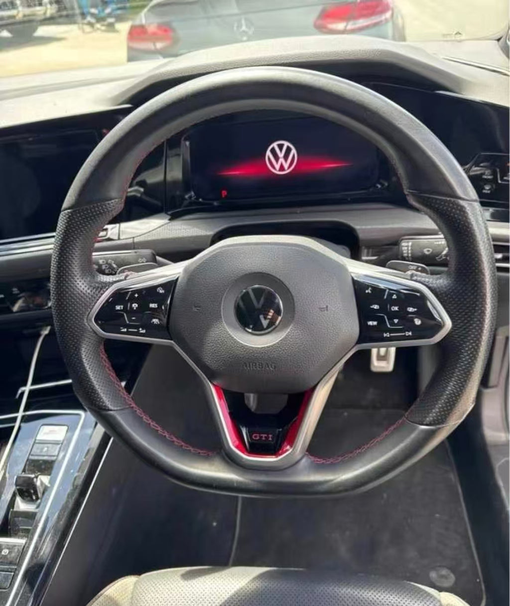 （50% deposit）Custom steering wheel for 2023 GTI